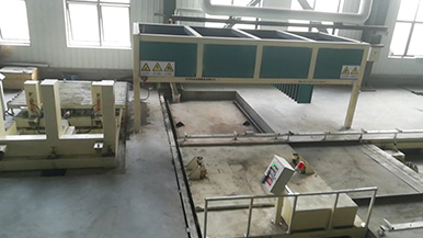 陶?；炷聊谇缴璞?蒸压陶粒内墙板制造选用玛纳专业生产设备M07陶粒墙板生产线