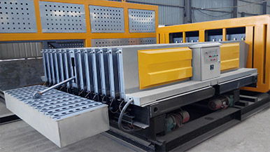 轻质隔墙板设备怎样选择？要选就选专业厂家的轻质隔墙板设备