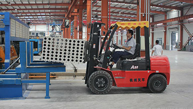 氧化镁隔墙板设备-轻质隔墙板的模具哪里有?