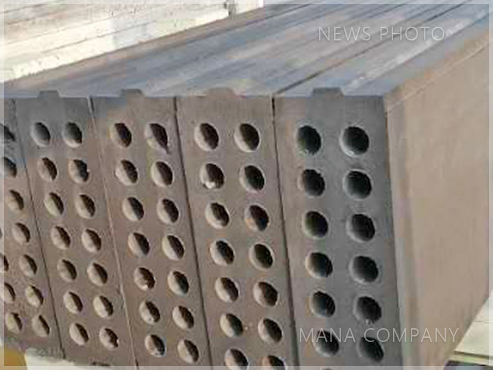 1610443552160232.jpg 玛纳发泡水泥板-客户板材堆场实拍.jpg