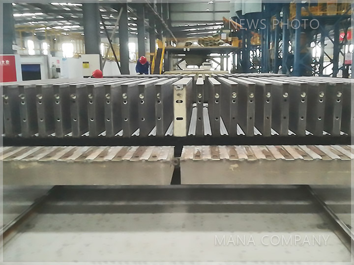 1636014213181115.jpg 01新型墙材设备24块每模.jpg