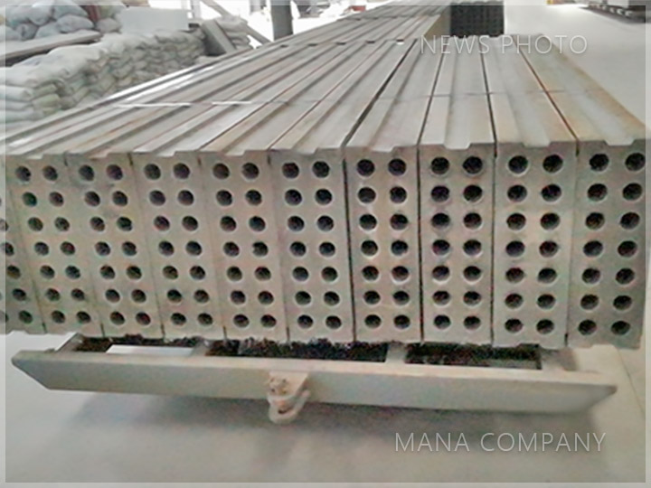 1636016034312407.jpg 板材出炉01.jpg